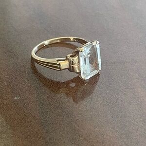 10k YelloGold Ring with Clear Stone